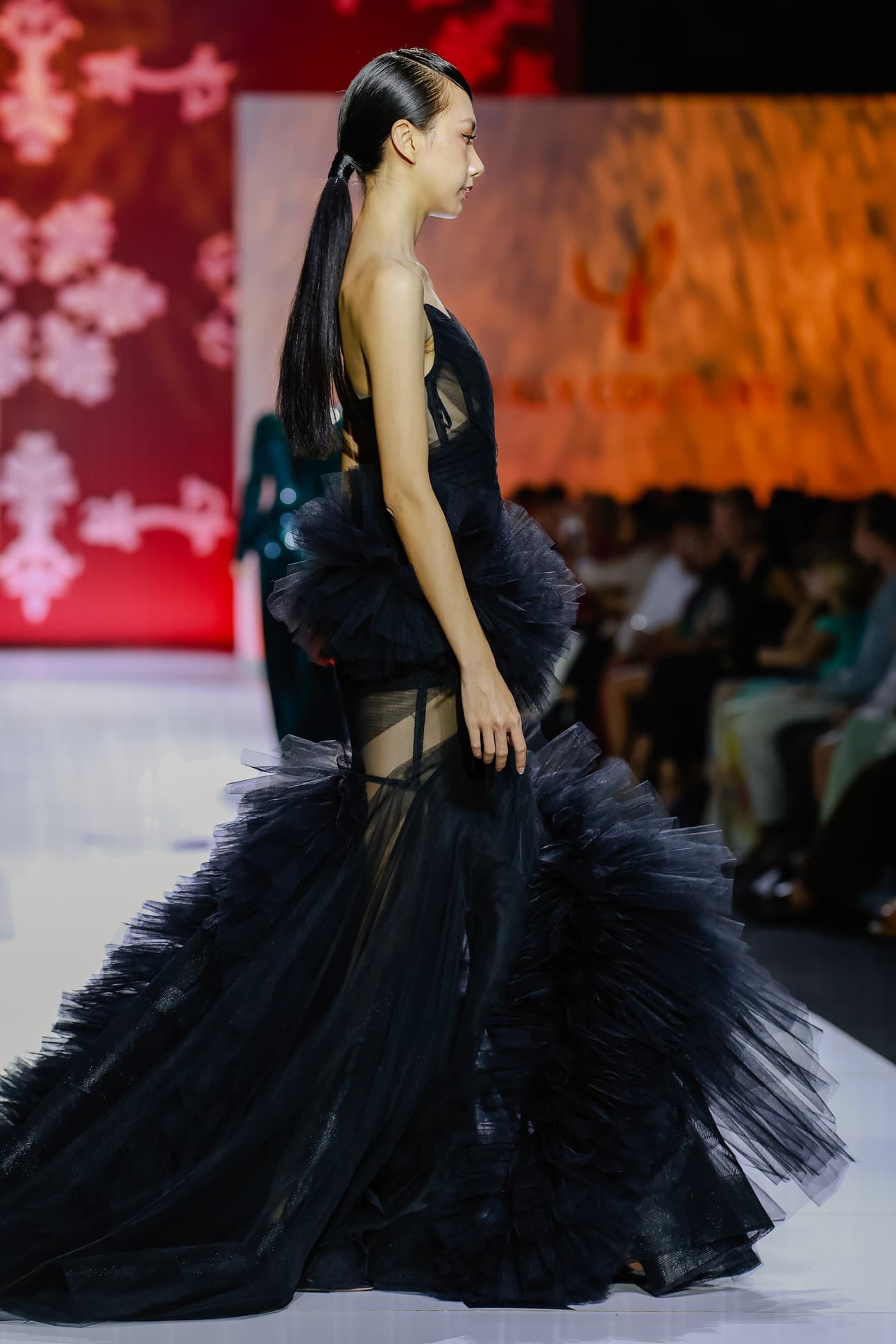 TULLE POETRY