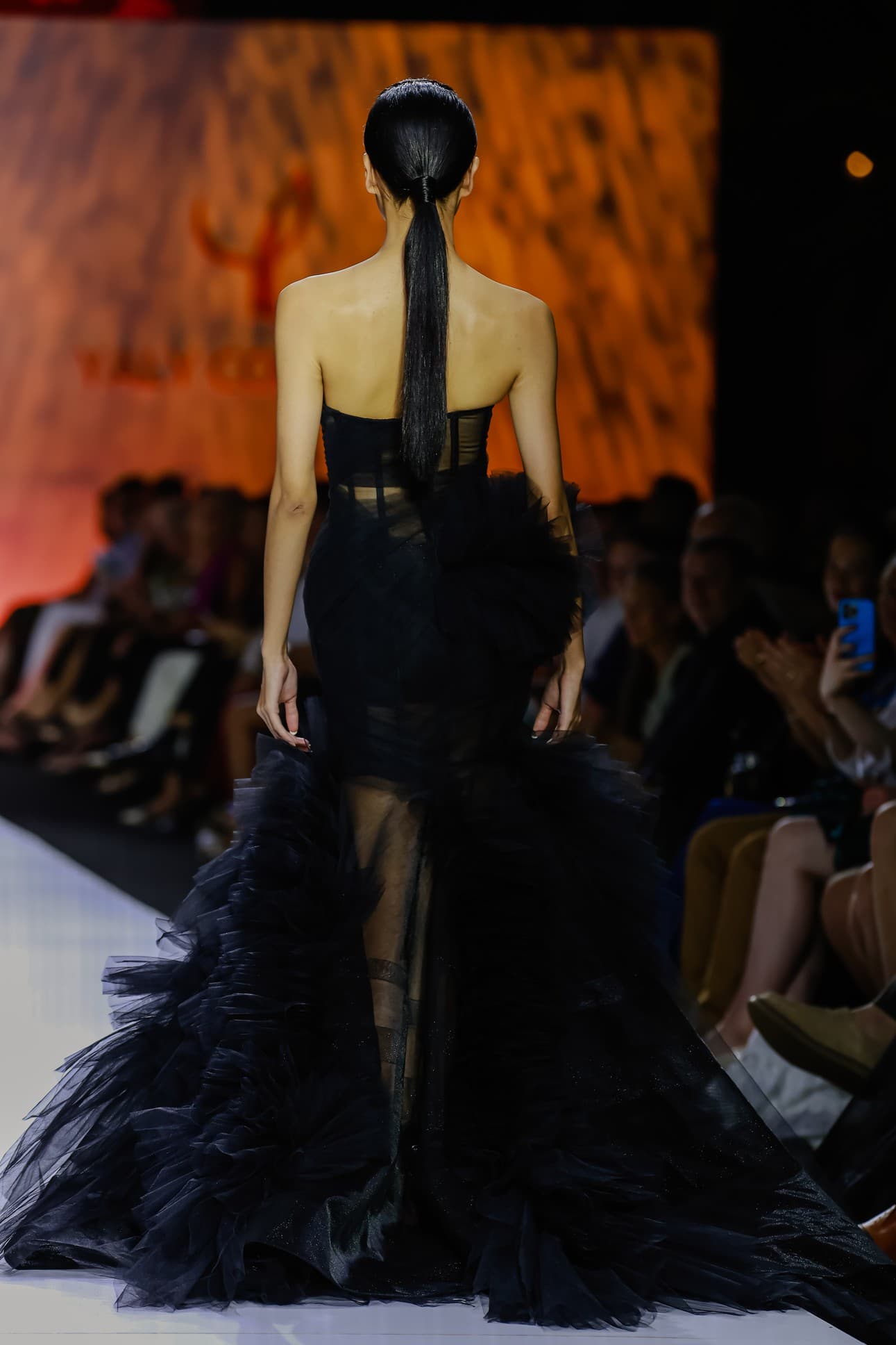 TULLE POETRY